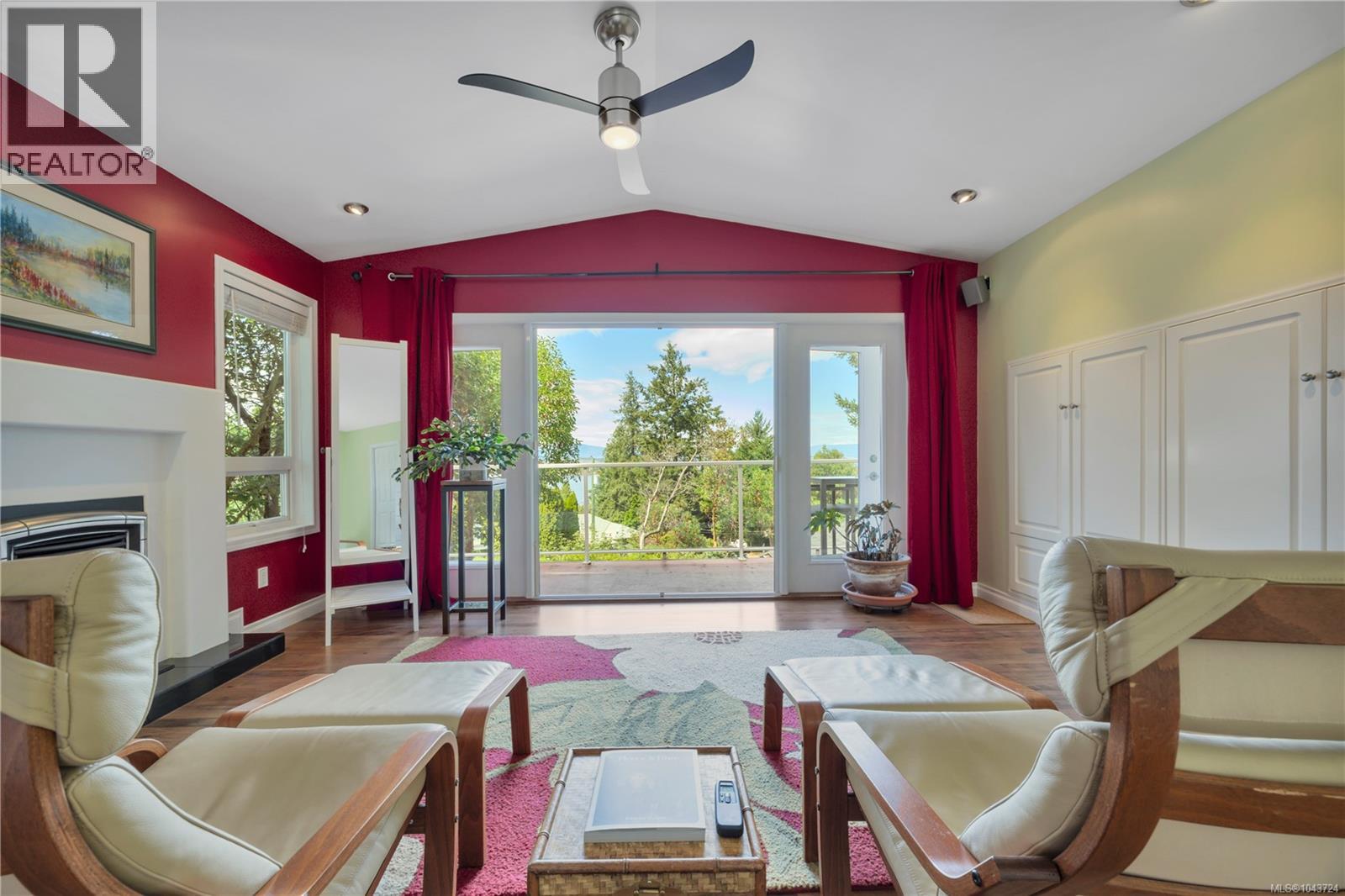 3259 Dolphin Dr - 35