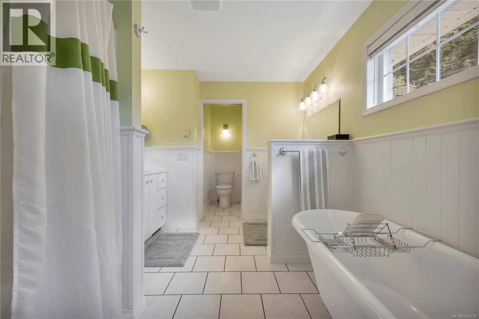 3259 Dolphin Dr - 37