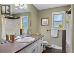 6058 Davis Road, Magna Bay, BC V0E1L0 Photo 42