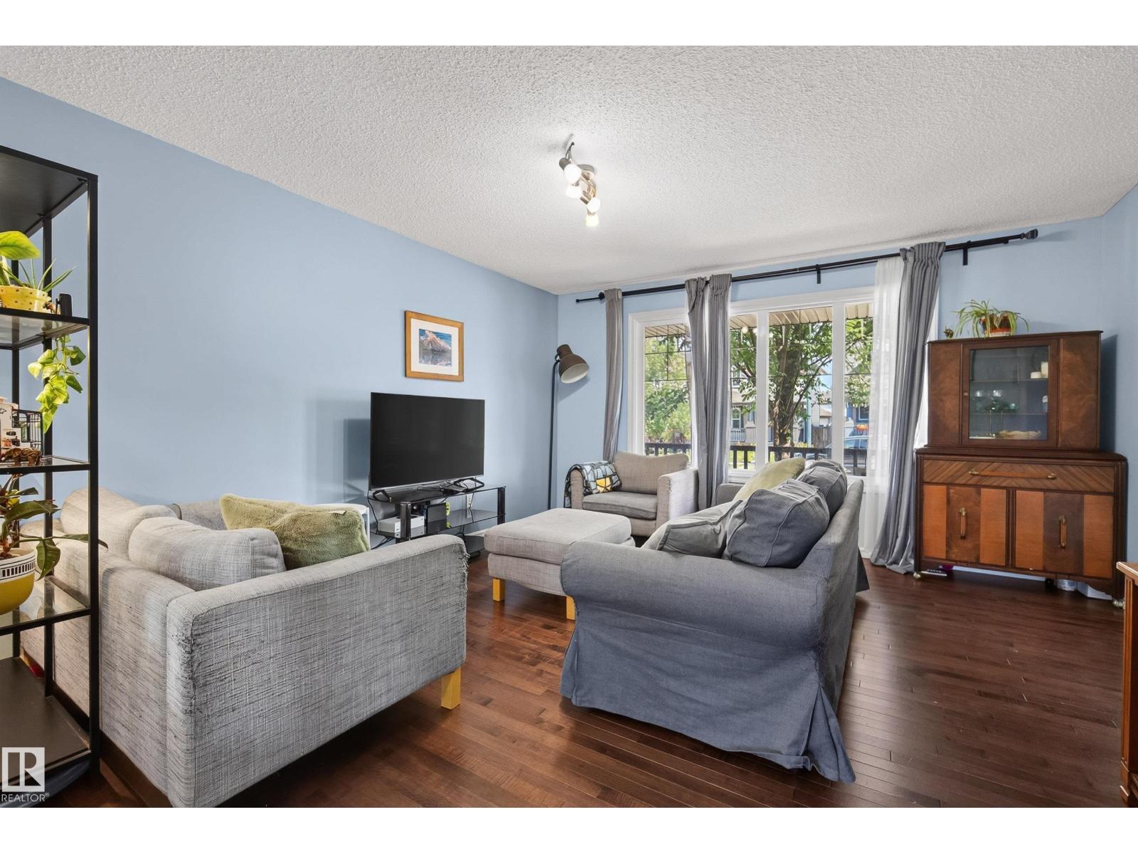 3003 20 AV NW - 16