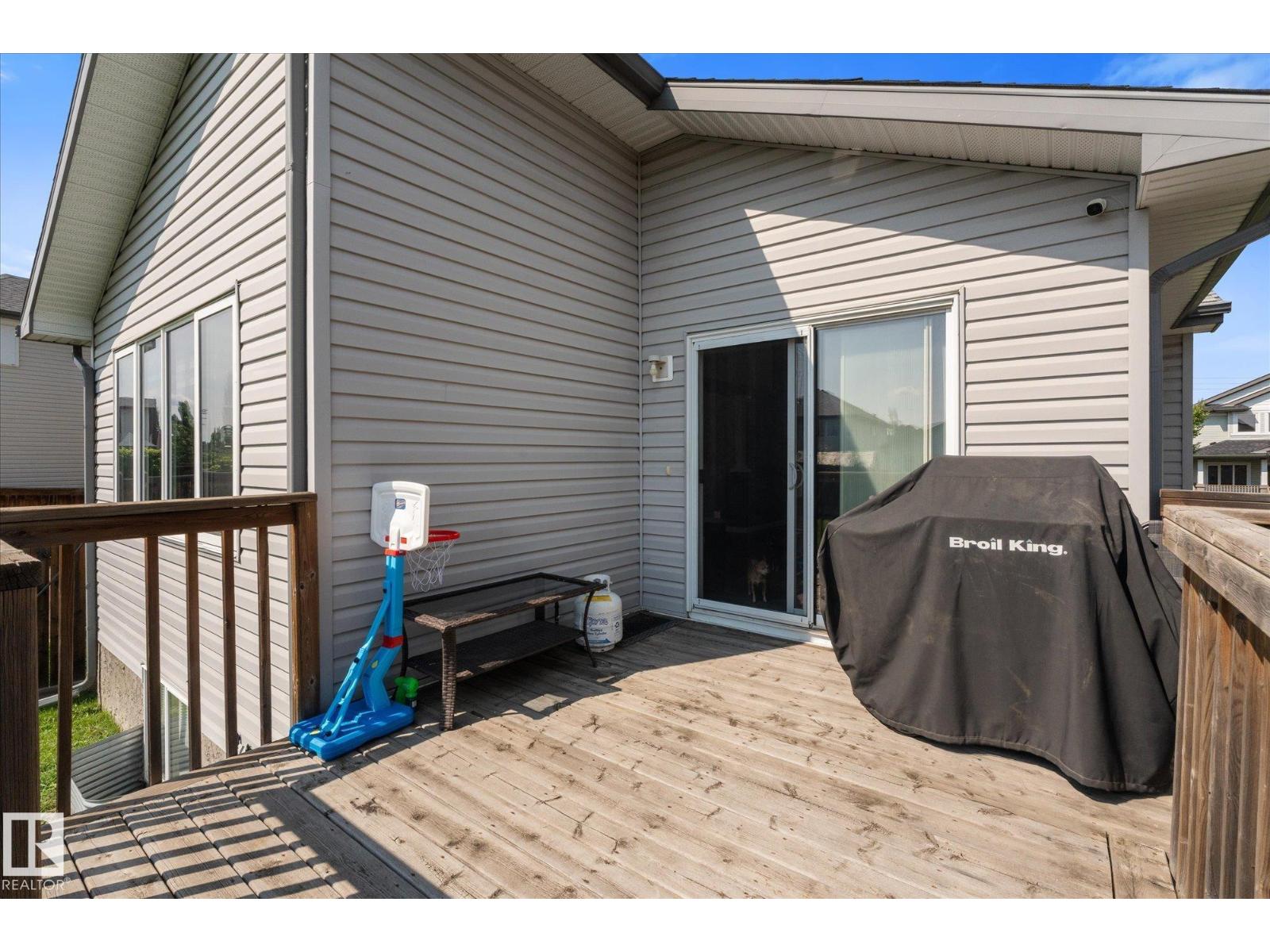4009 158 AV NW - 46