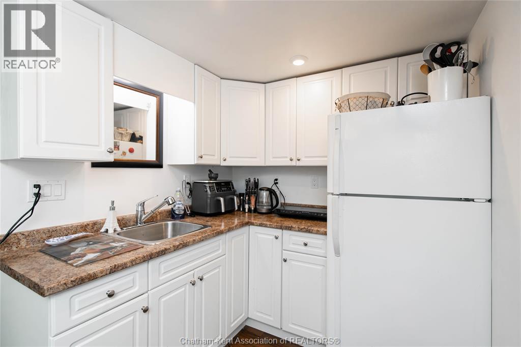 39 Chippewa DRIVE - 26