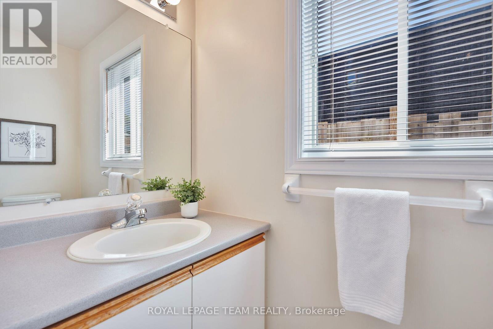 307 CYR AVENUE - 8