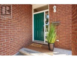 307 CYR AVENUE — photo 4