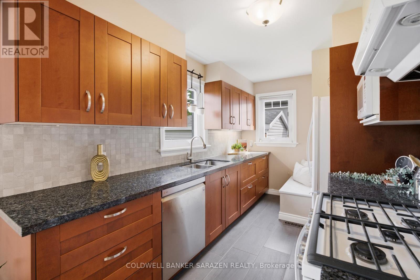 3 Bed, 1 Bath House for Sale in Ottawa – 79 ST CLAIRE AVENUE, Ottawa – MLS# X13630708 - Image 23