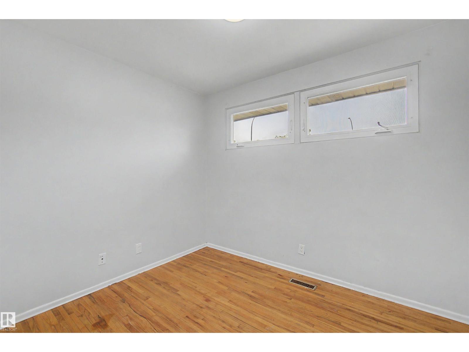 8215 149 Street NW - Image 18