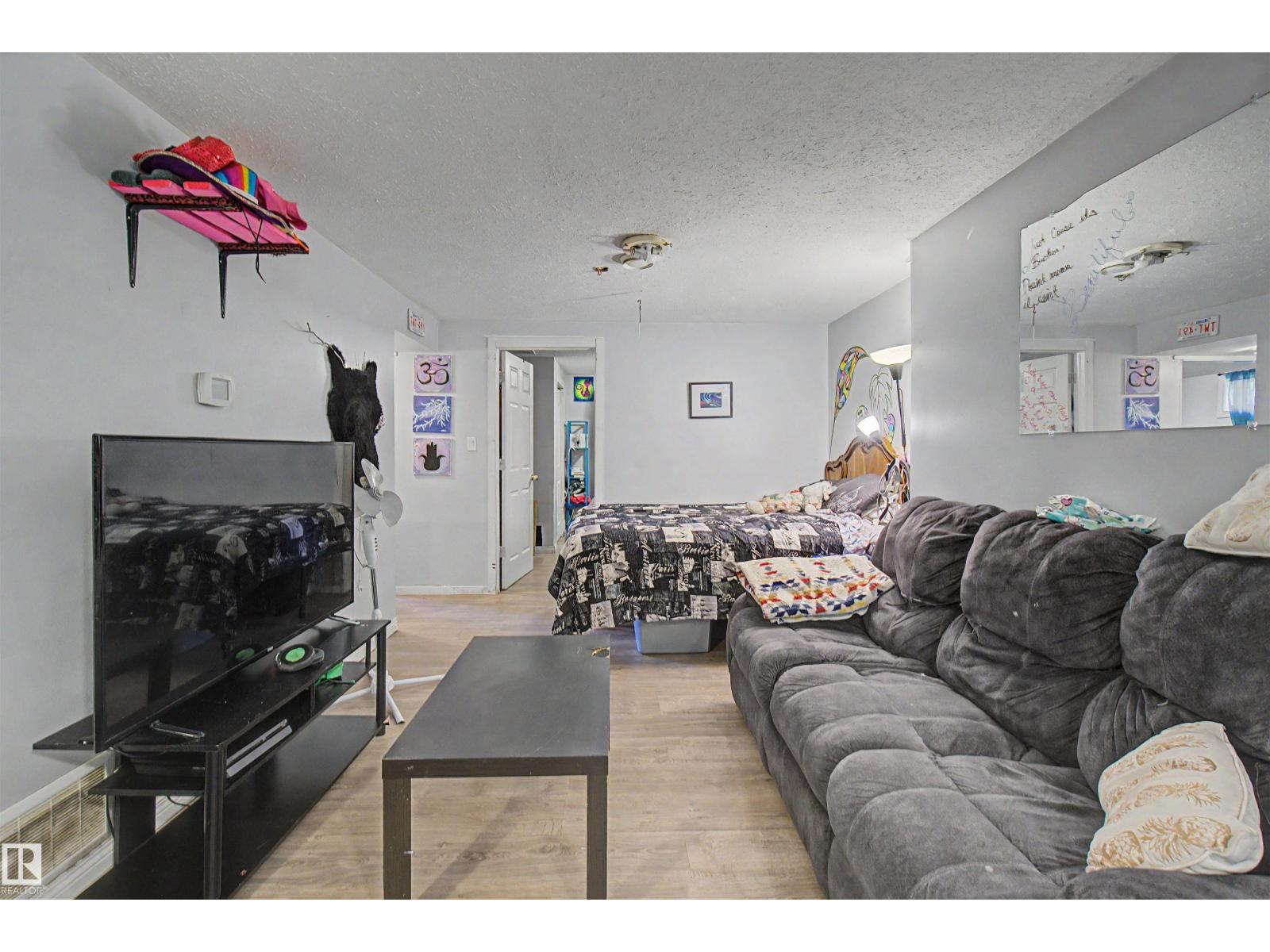 8215 149 Street NW - Image 39