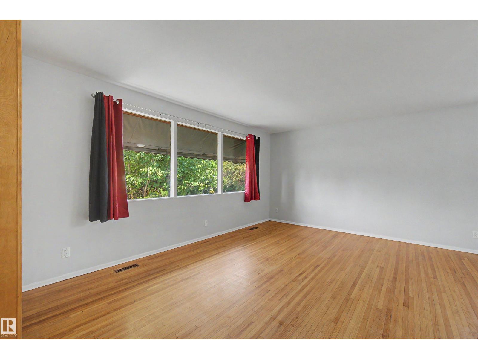 8215 149 Street NW - Image 7