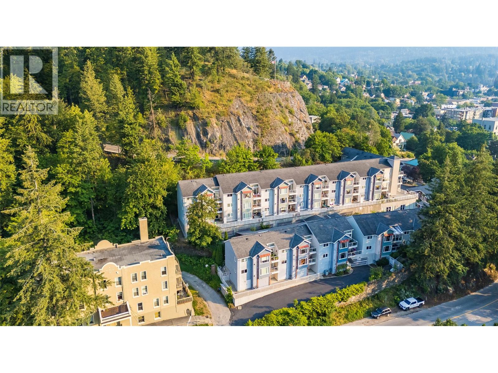 #307 38 High Street - 2