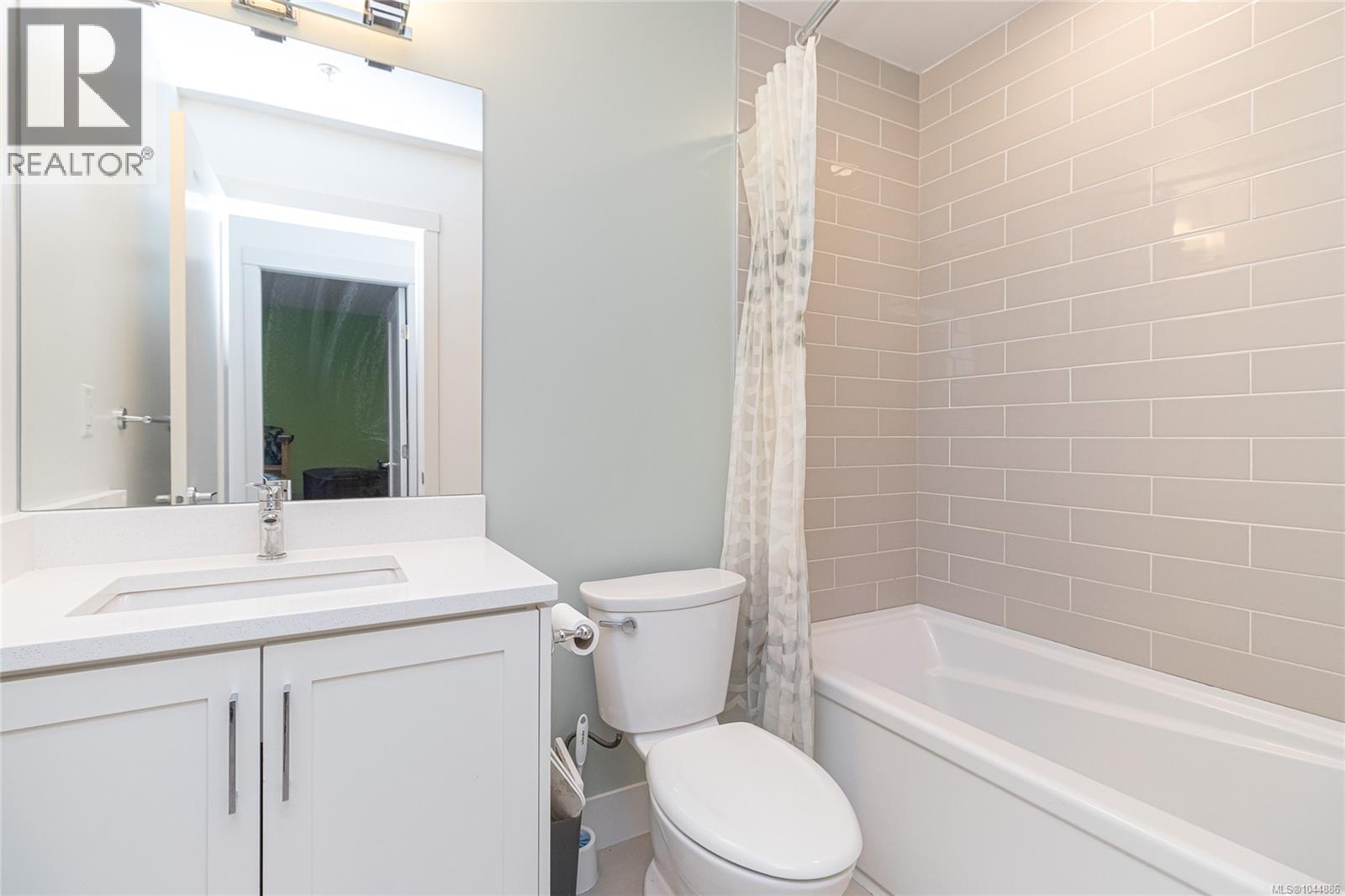 50 370 Latoria Blvd, Colwood
