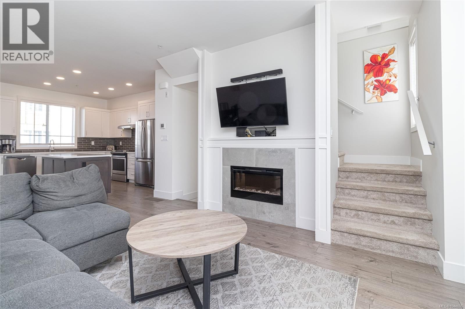 #50 370 Latoria Blvd - 9
