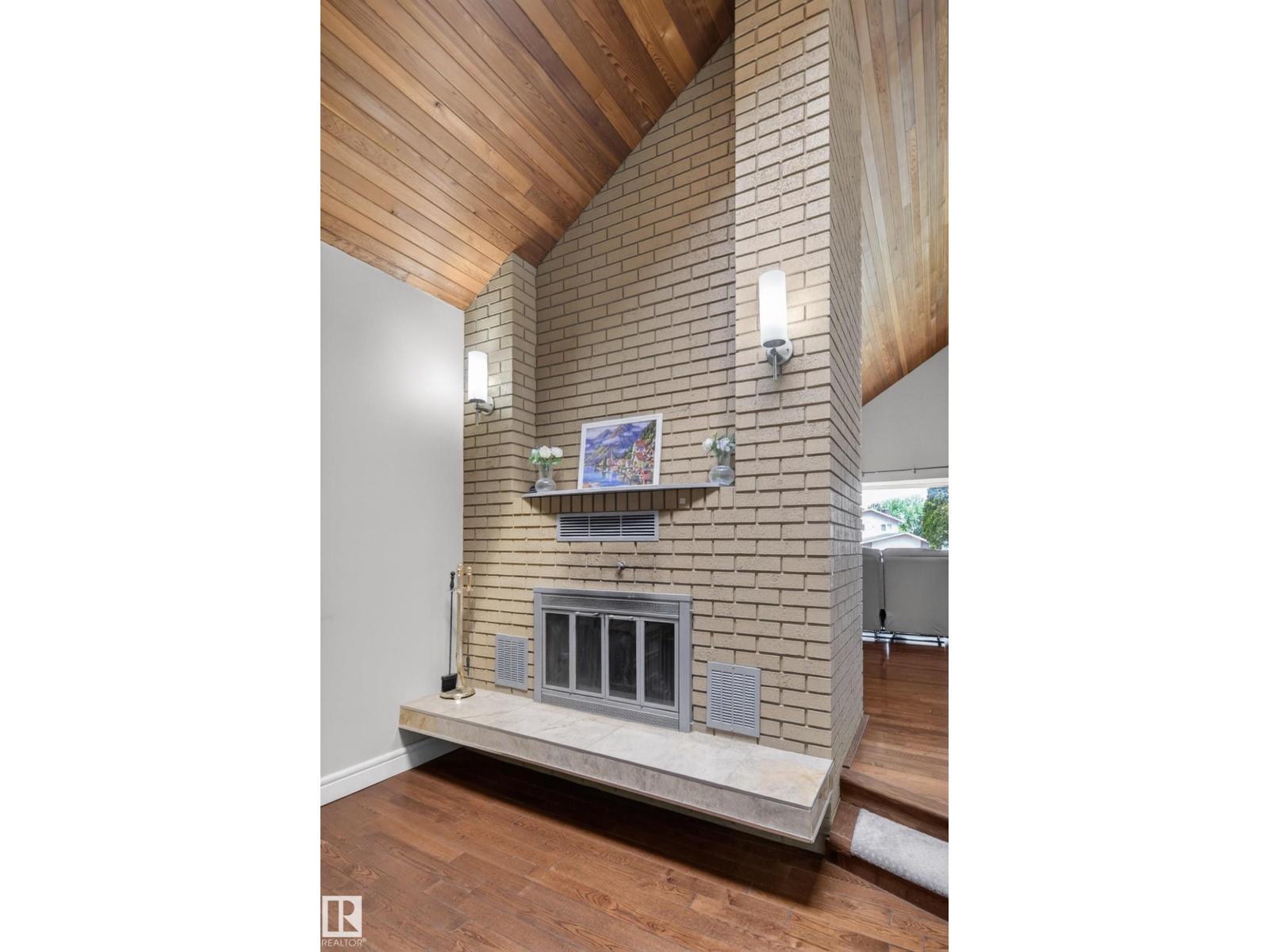 34 GRAND MEADOW CR NW - 34