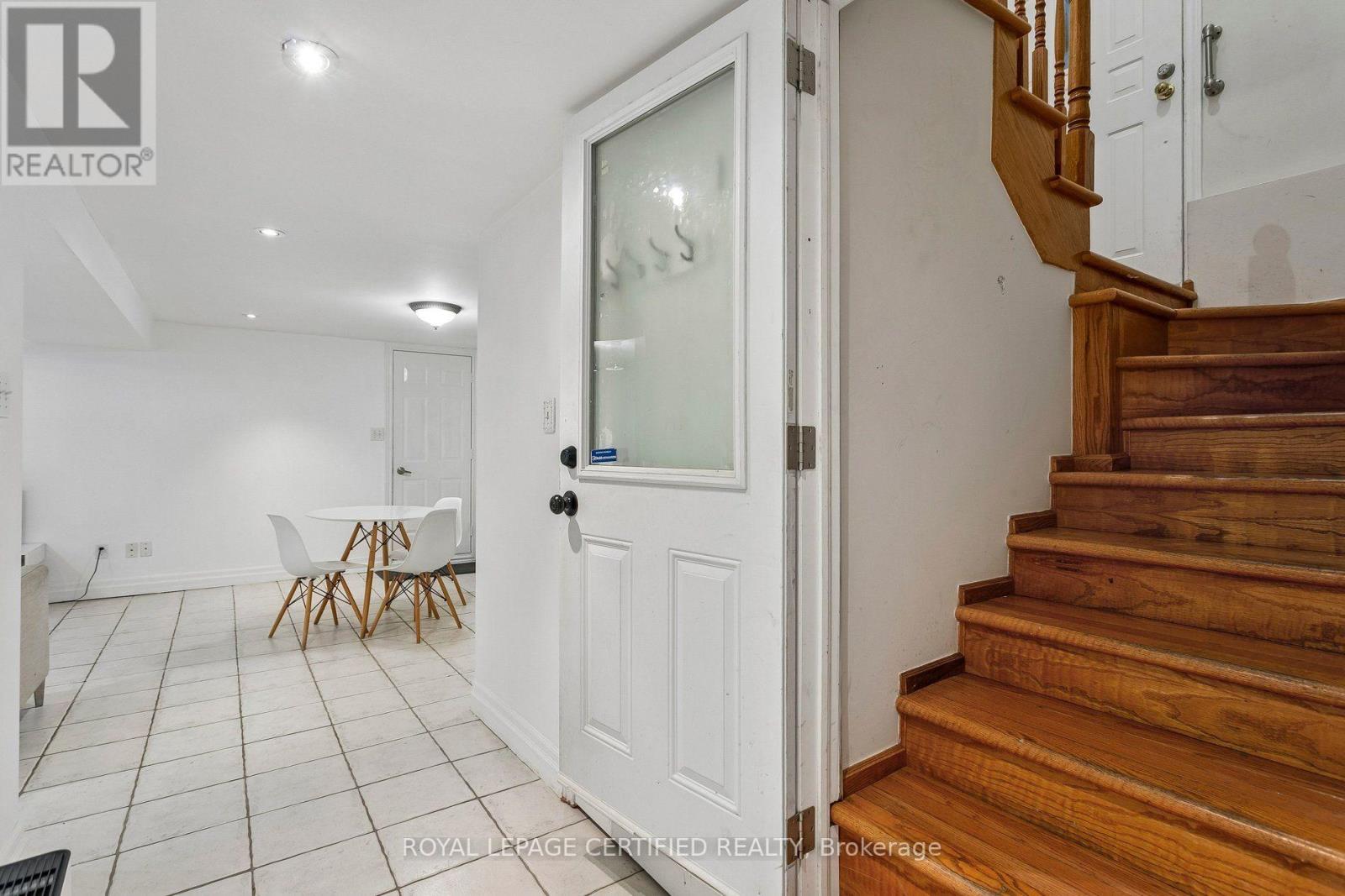 33 DONALD AVENUE - 23