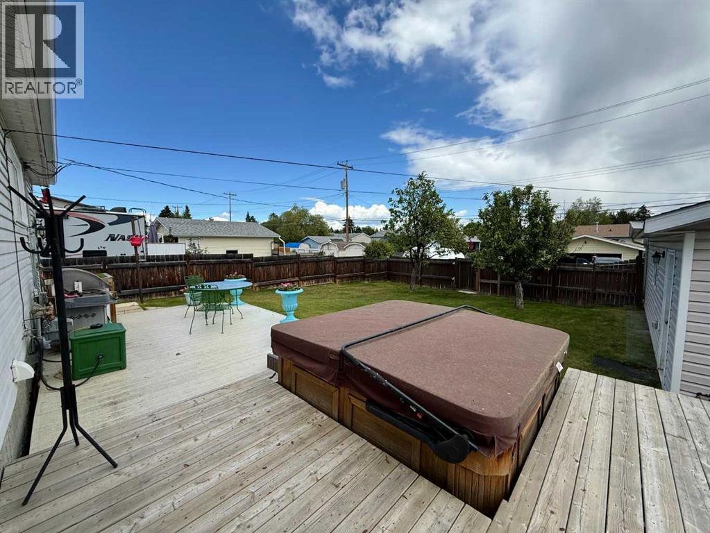 1109 56 Street - Photo 32