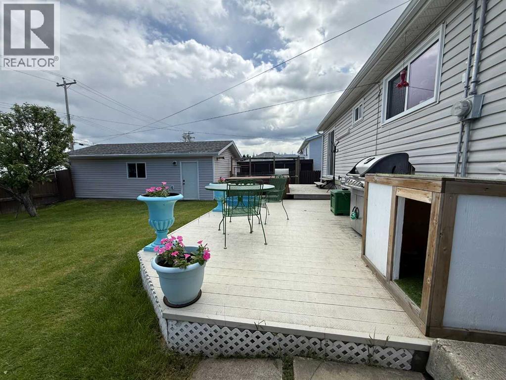 1109 56 Street - Photo 35