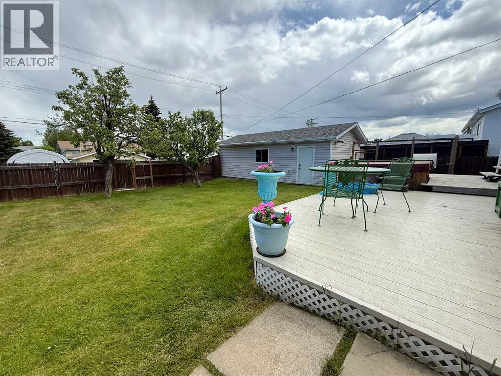 1109 56 Street - Photo 37