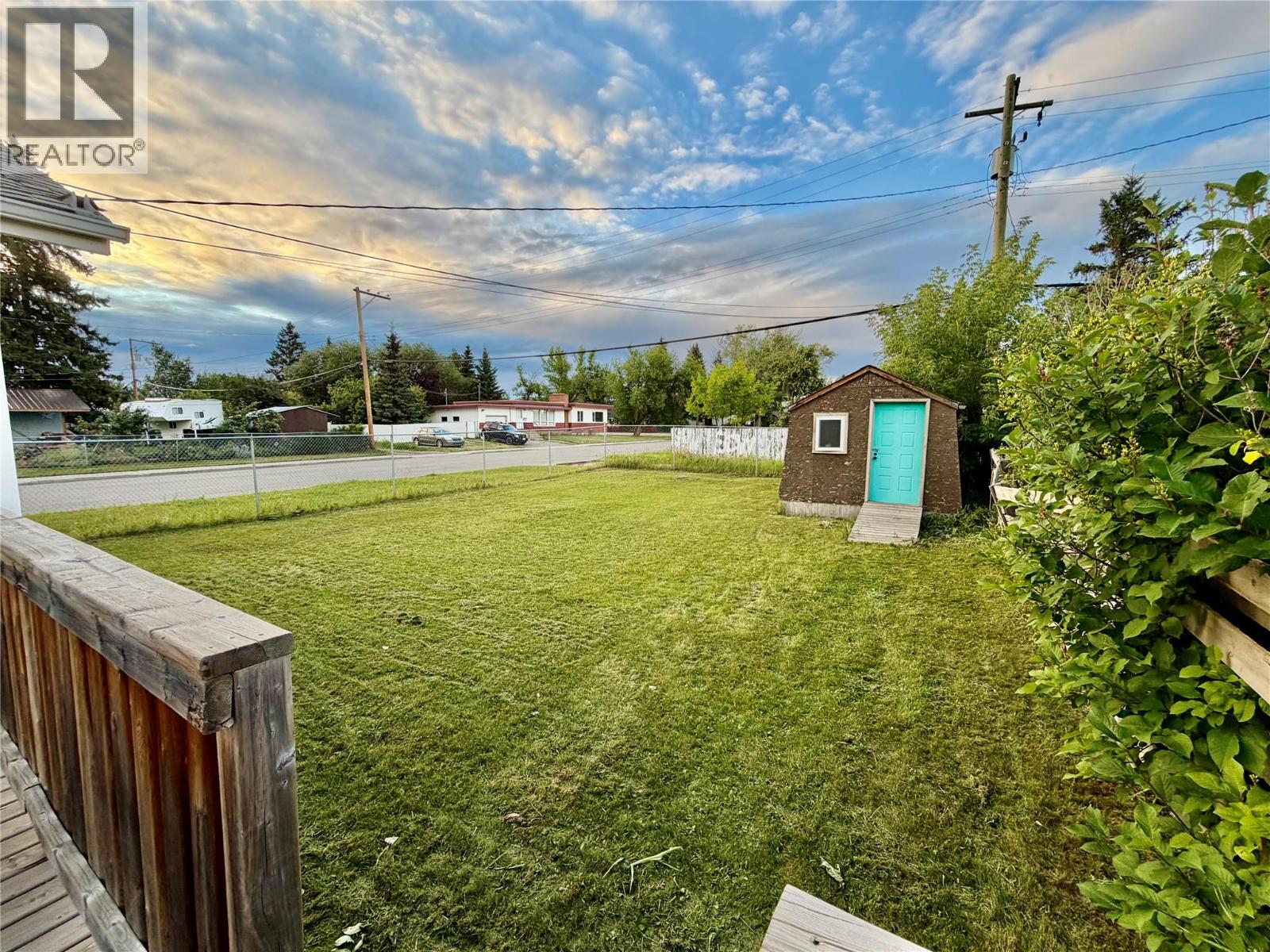 832 106 Avenue - 18