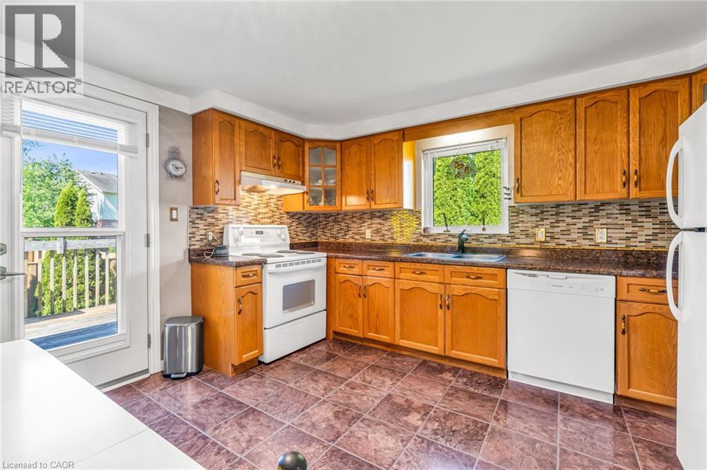 111B MILLER Crescent - 13