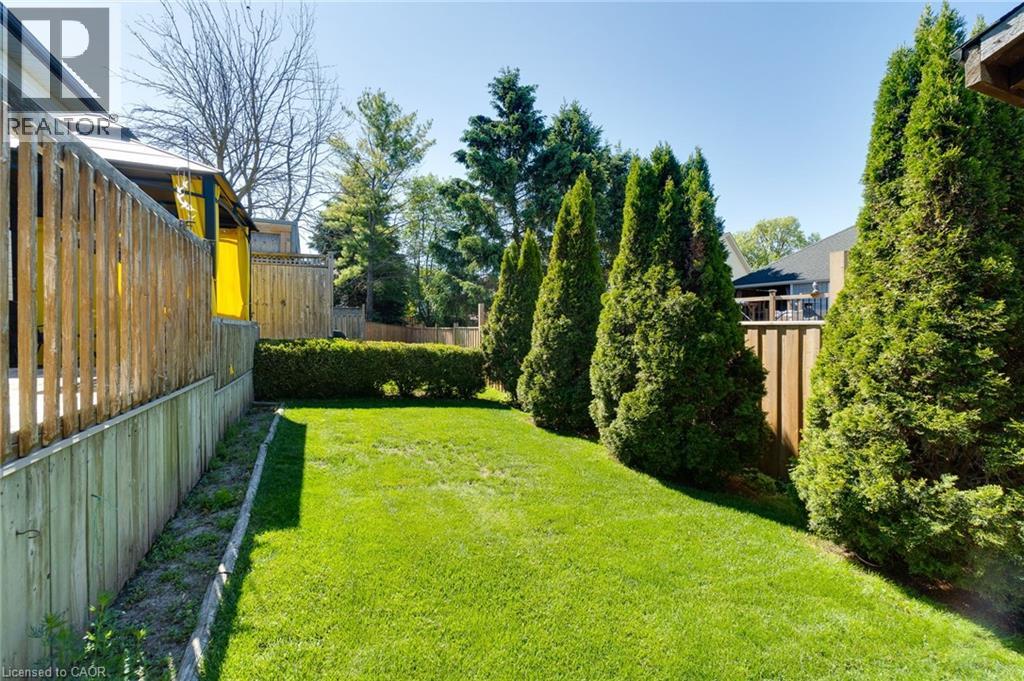 111B MILLER Crescent - 43