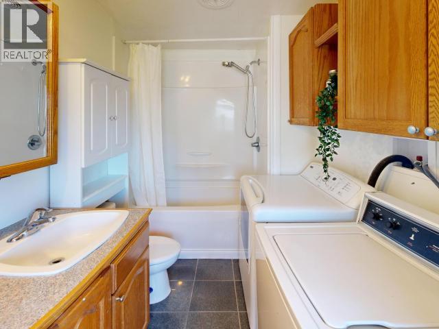 22-4500 CLARIDGE ROAD - 6