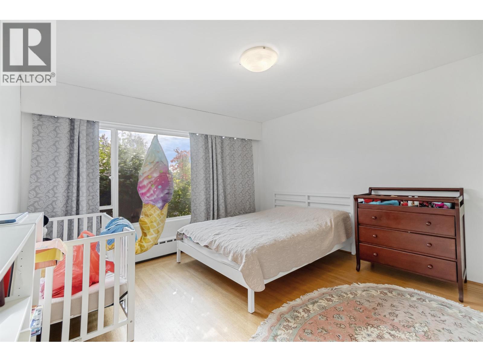 4514 BELLEVUE DRIVE, Vancouver