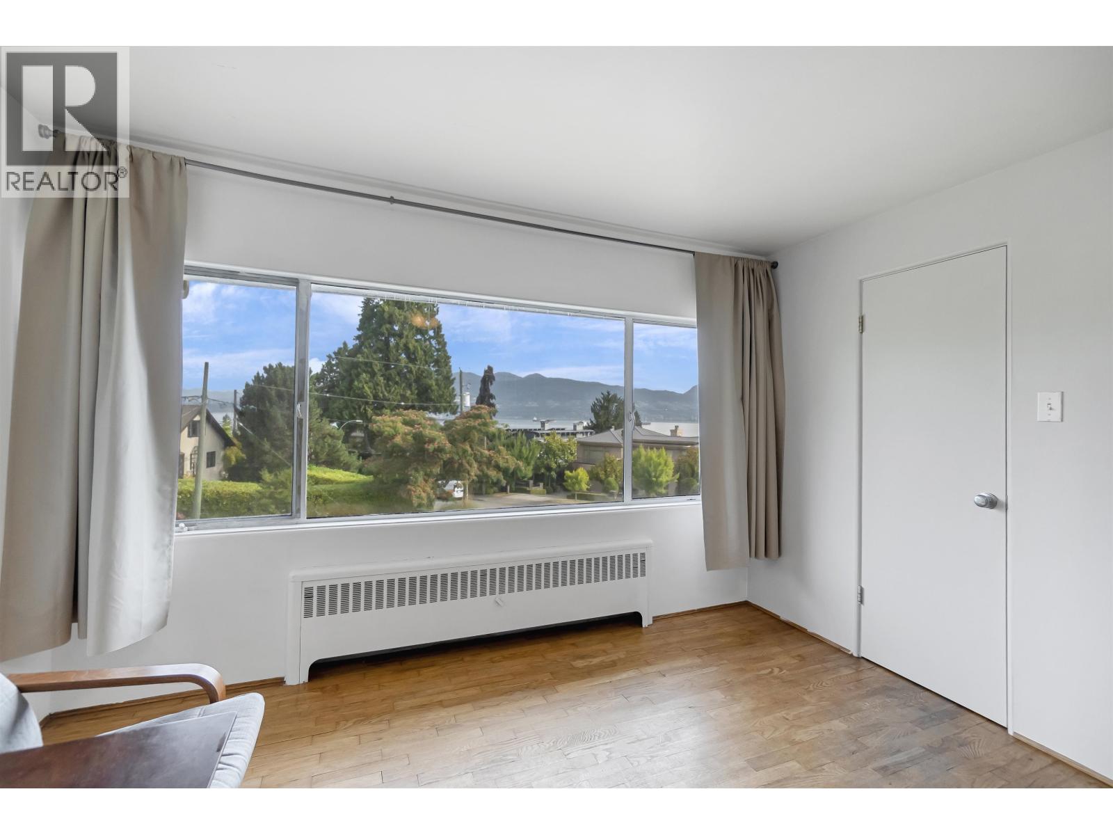 4514 BELLEVUE DRIVE, Vancouver