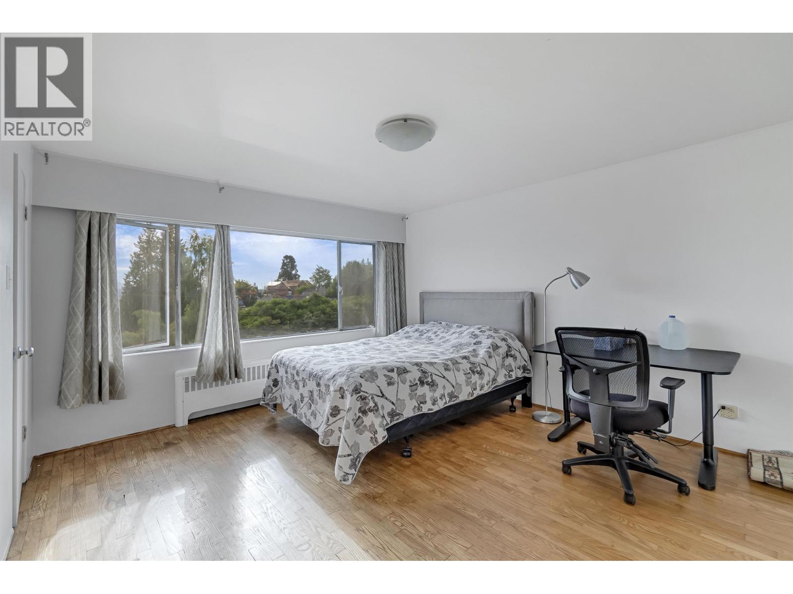 4514 BELLEVUE DRIVE, Vancouver