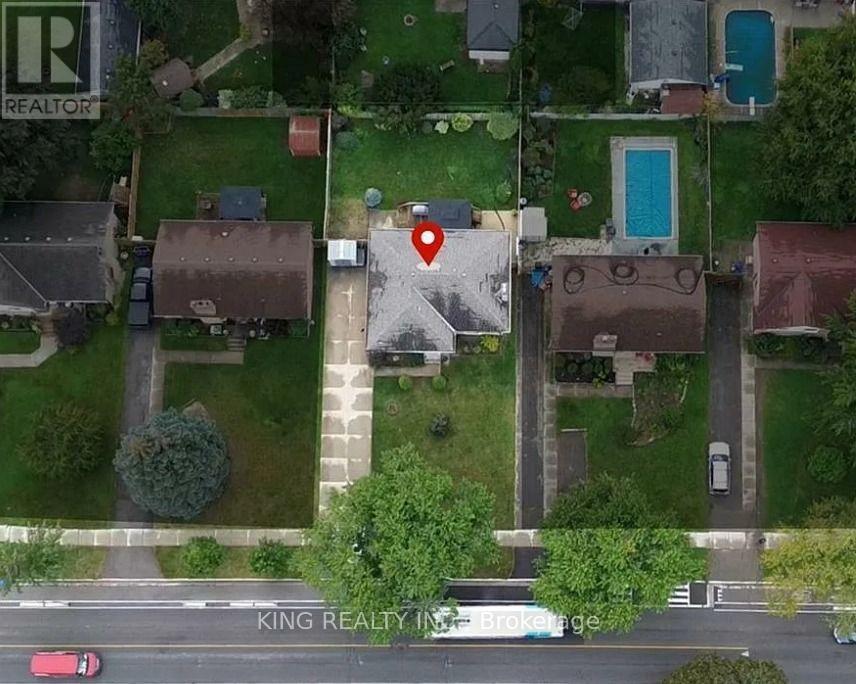 1737 WAVELL STREET - 31