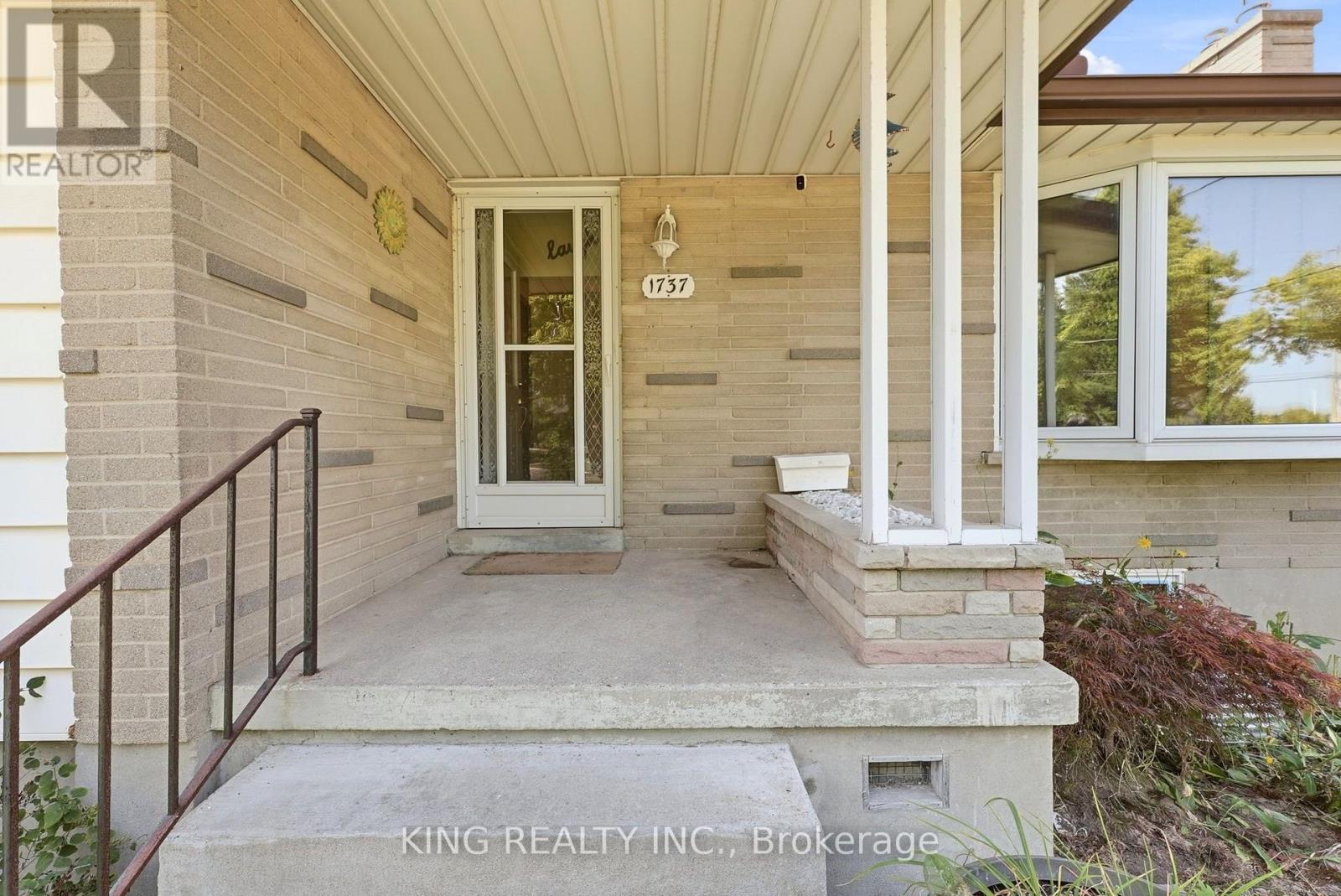 1737 WAVELL STREET - 5