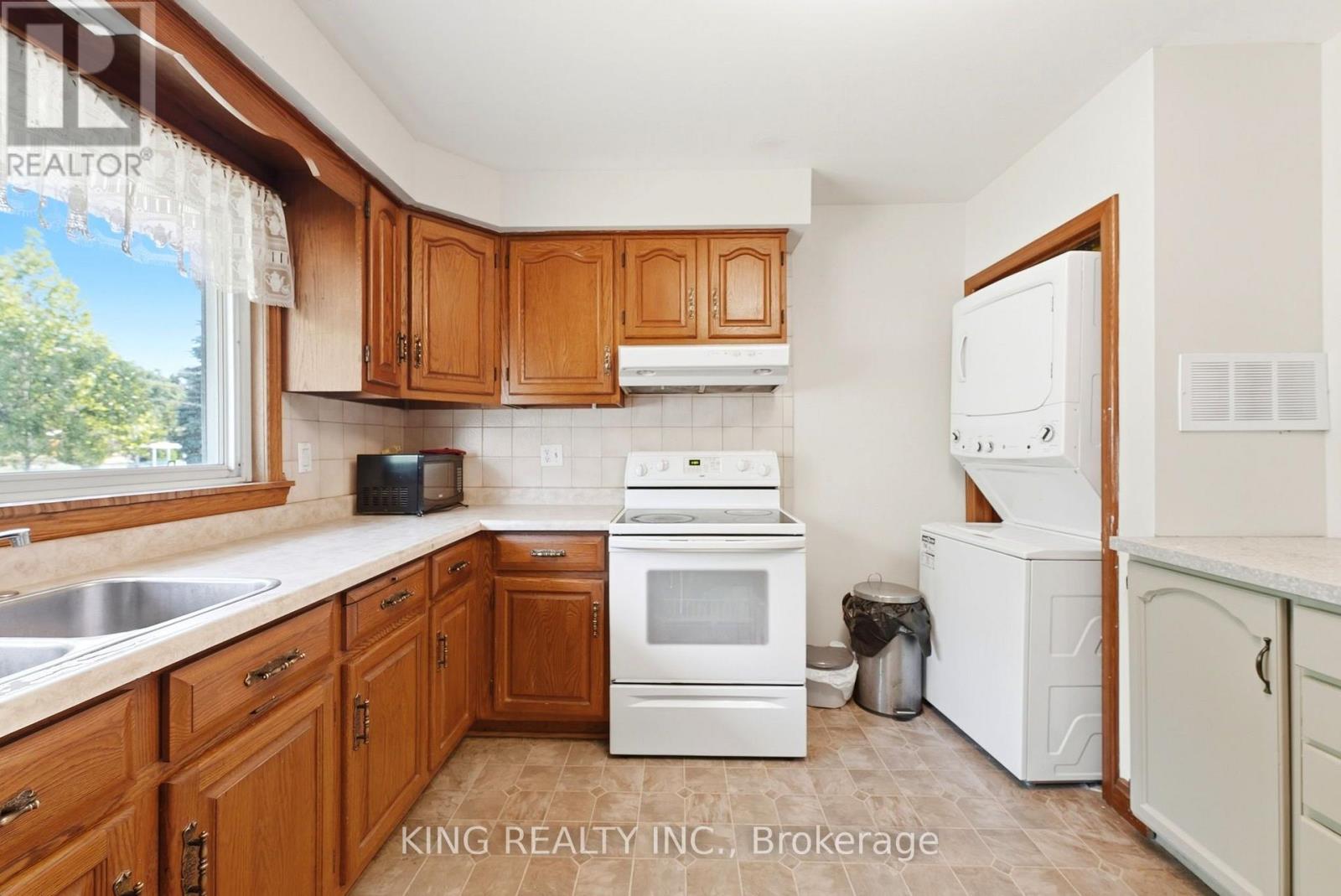 1737 WAVELL STREET - 9