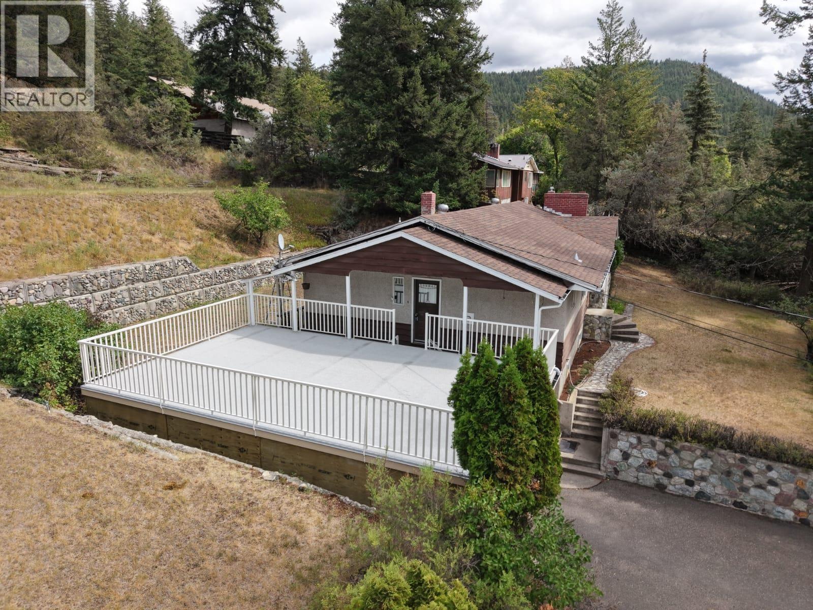 2038 WHITE ROAD - 4