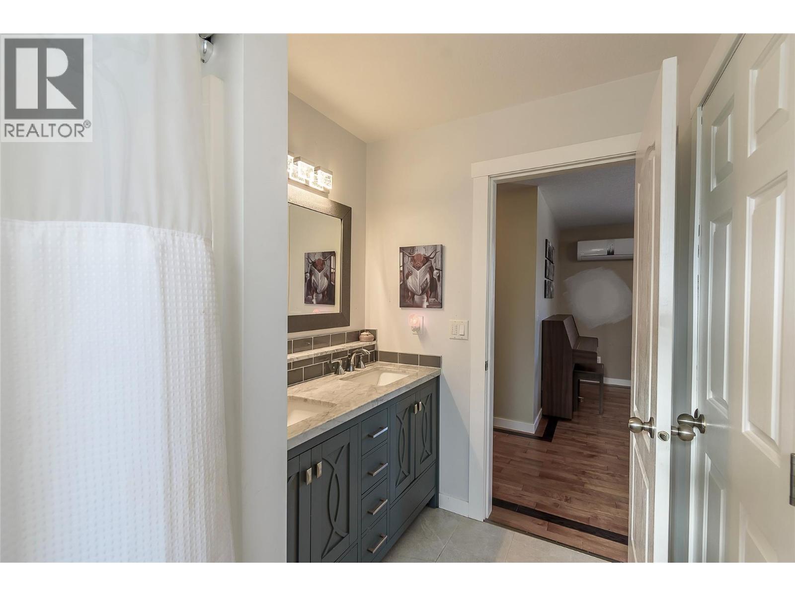 42 Lakeshore Drive - 52