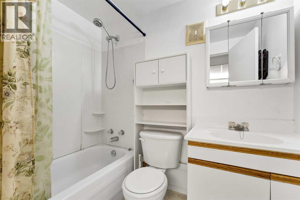 1896 28 Street SE - 28