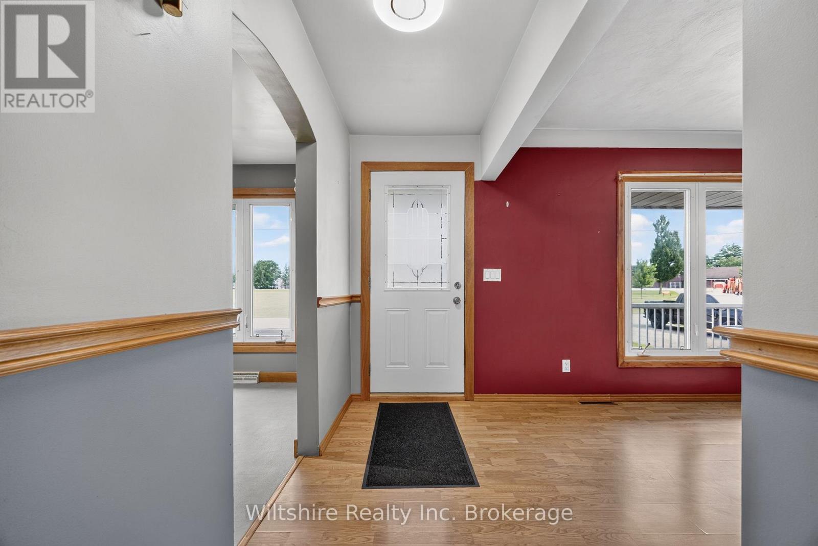 29 JAMES COURT - 9