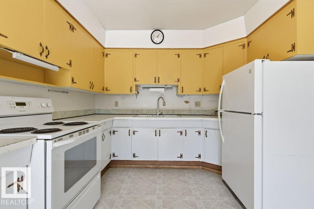 10459 66 AV NW - 7