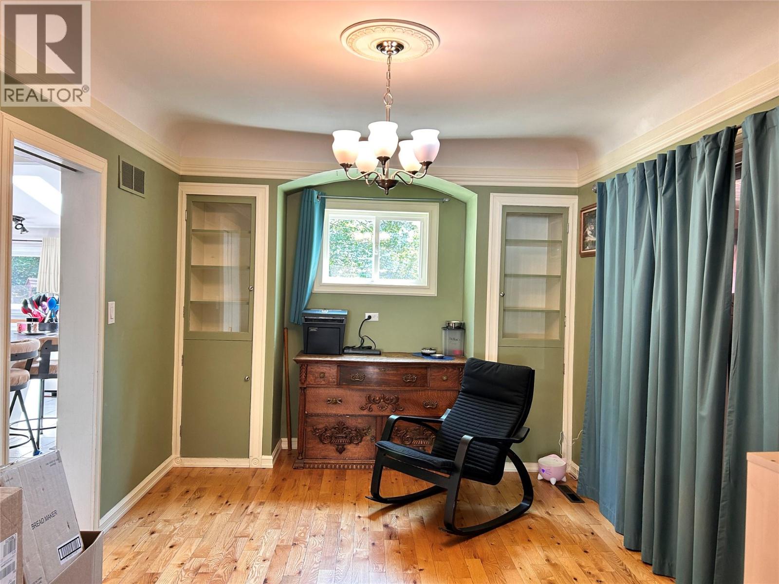 2066 CAUGHLIN Road - Image 22