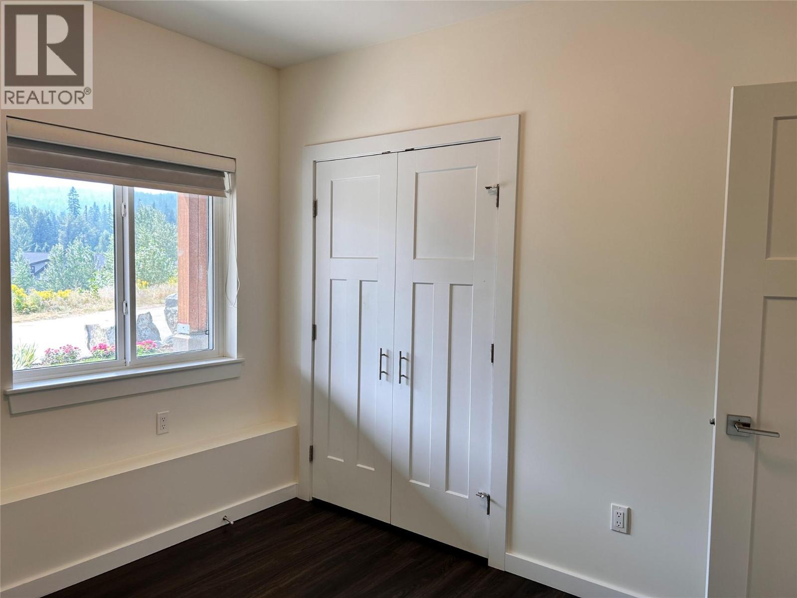 944 Redstone Drive - 17