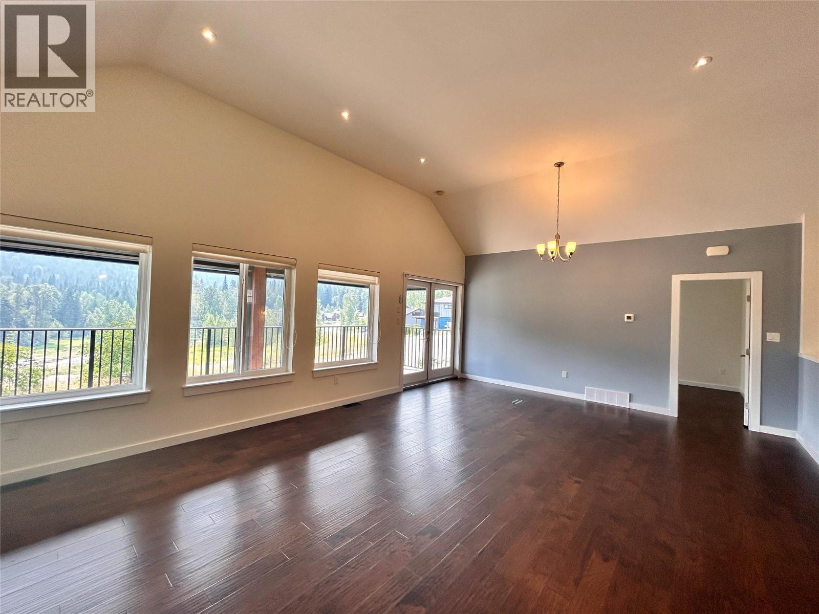 944 Redstone Drive - 28