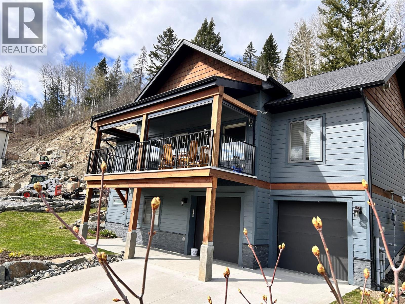 944 Redstone Drive - Image 3