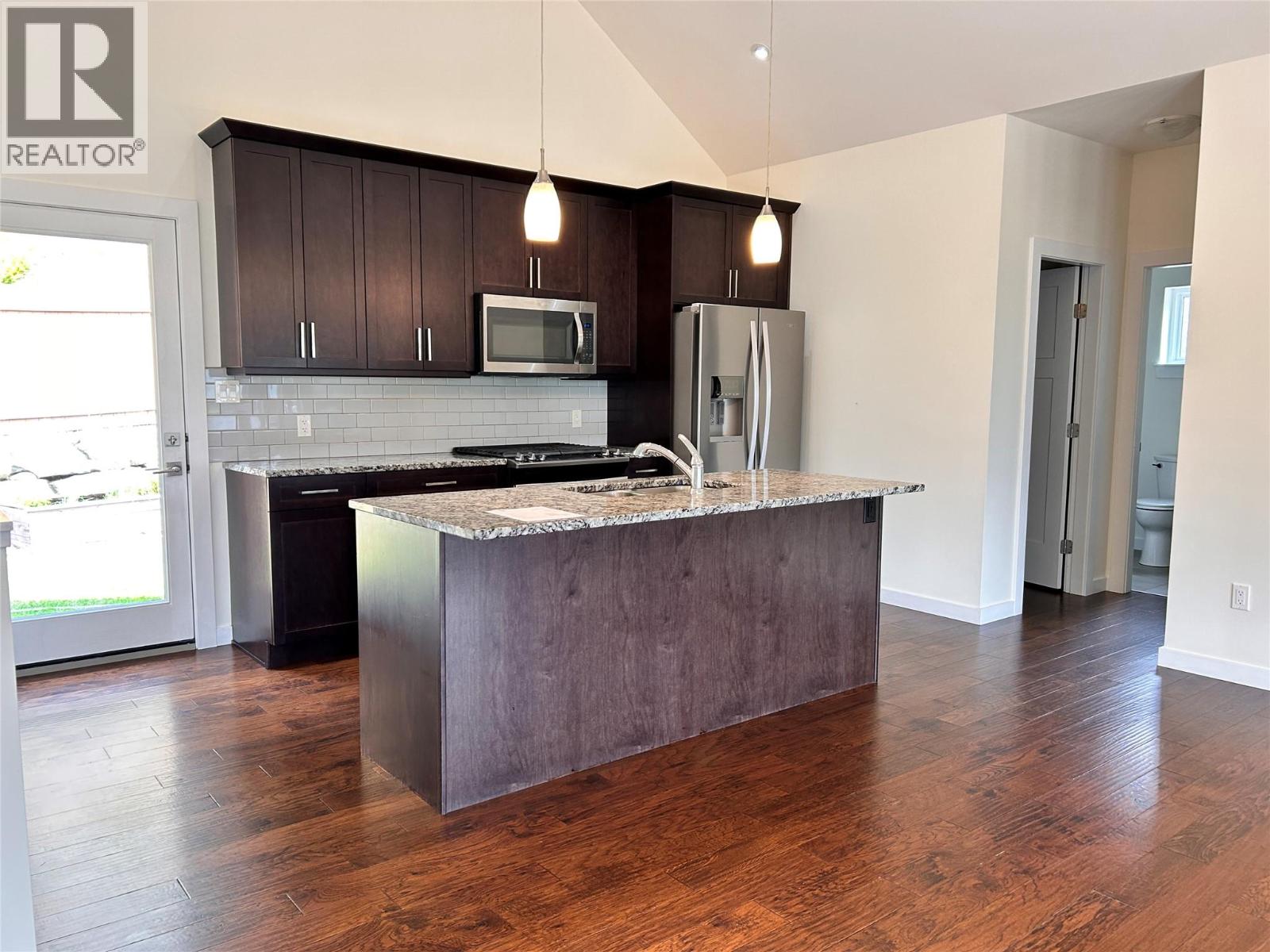 944 Redstone Drive - Image 31