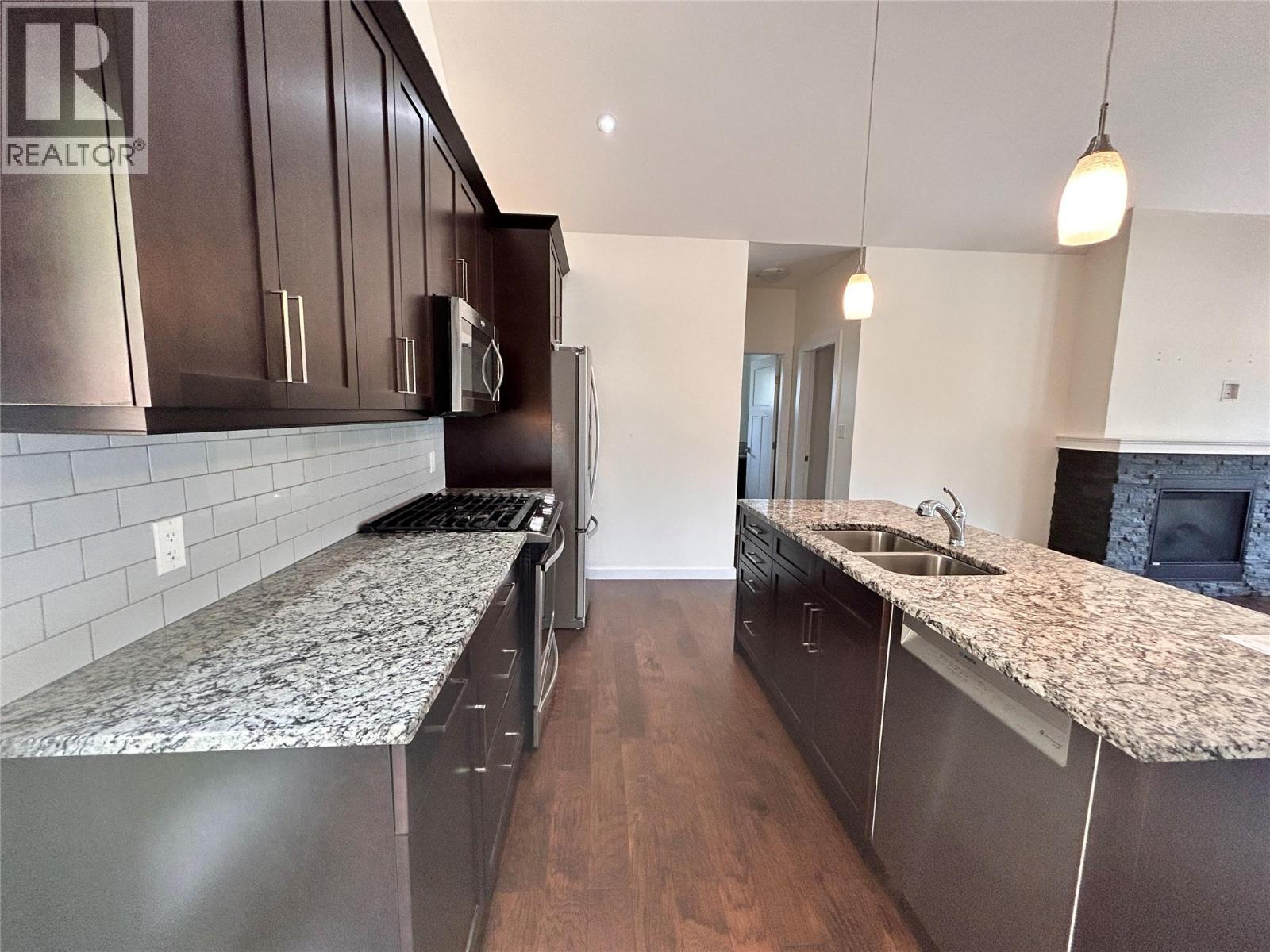 944 Redstone Drive - 32