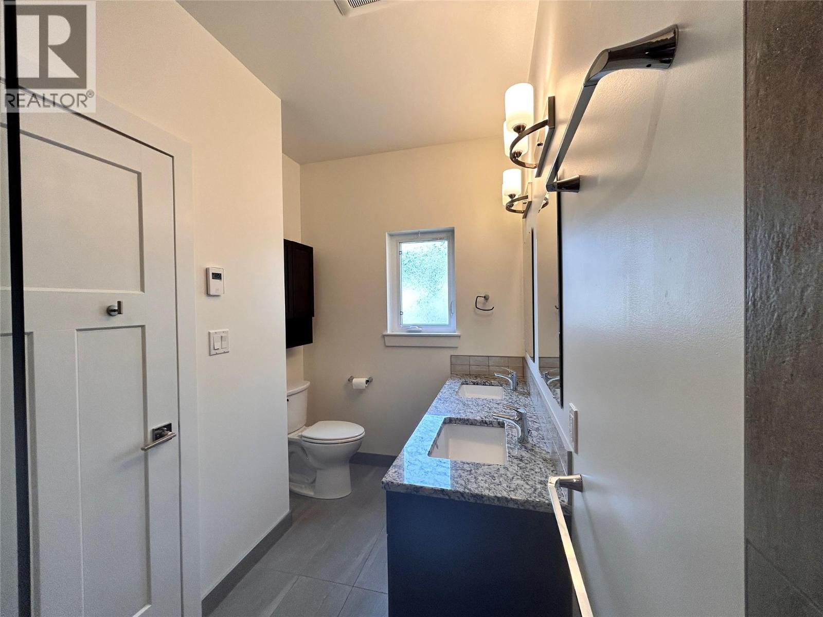 944 Redstone Drive - Image 44