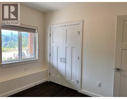 944 Redstone Drive, Rossland, BC V0G1Y0 Photo 17