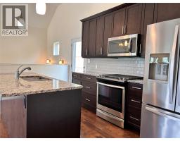 944 Redstone Drive, Rossland, BC V0G1Y0 Photo 34