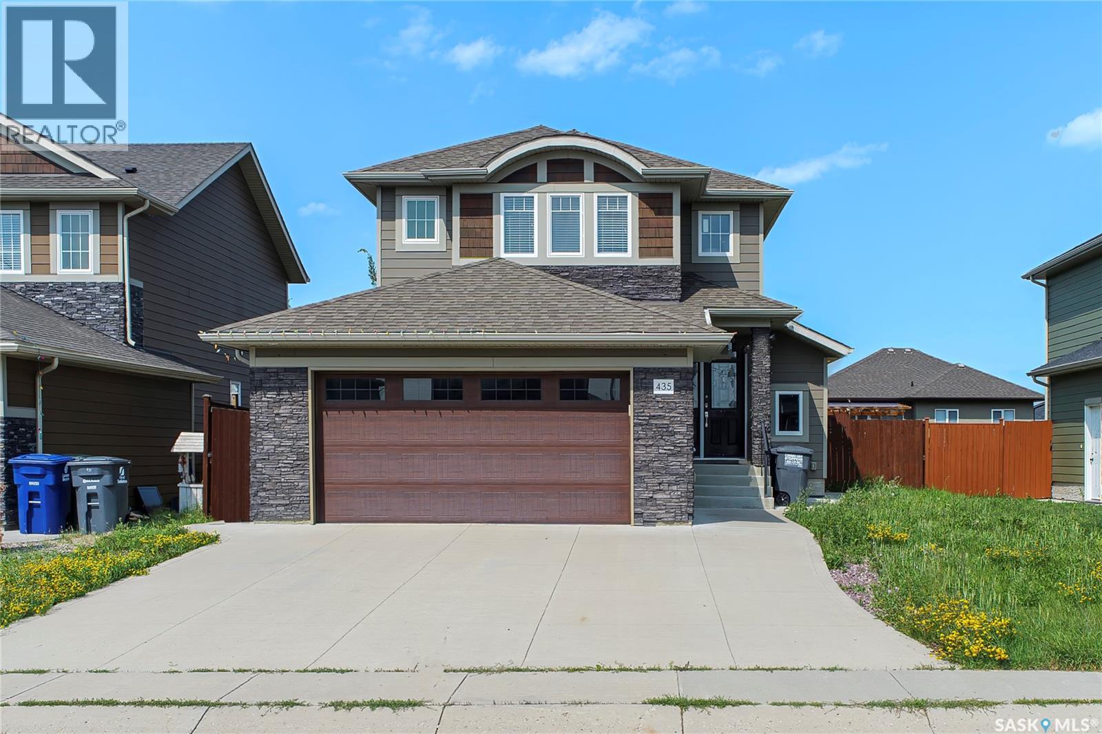 435 Pichler CRESCENT - 3