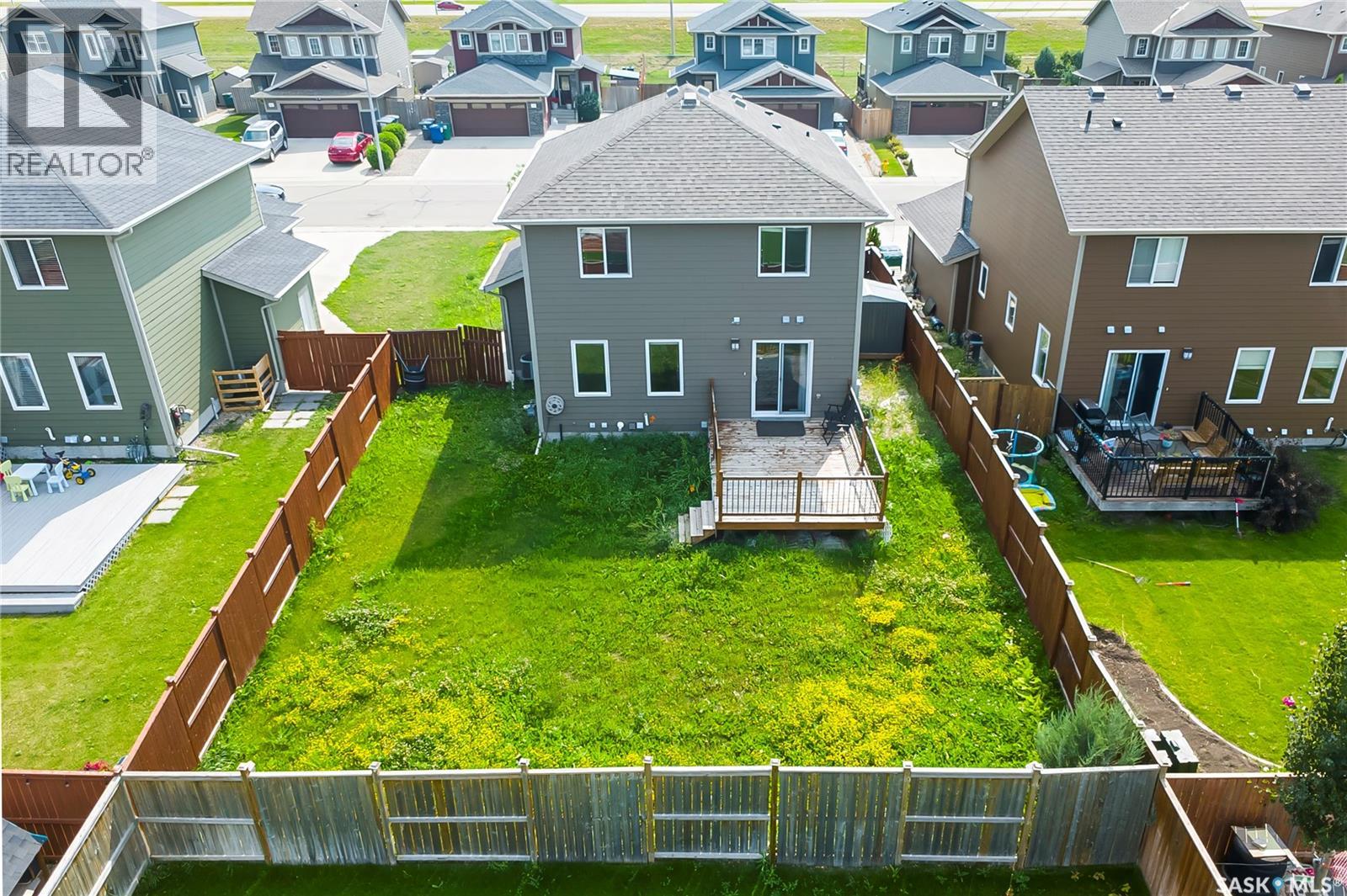435 Pichler CRESCENT - 50