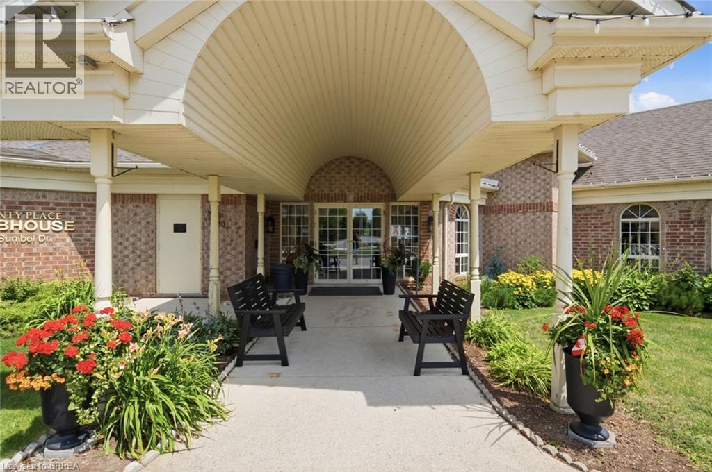 22 RIVEROAKS Drive - Image 33