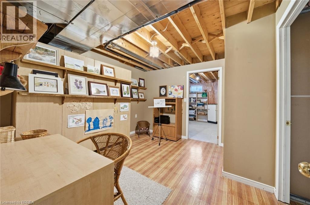 22 RIVEROAKS Drive - Image 23