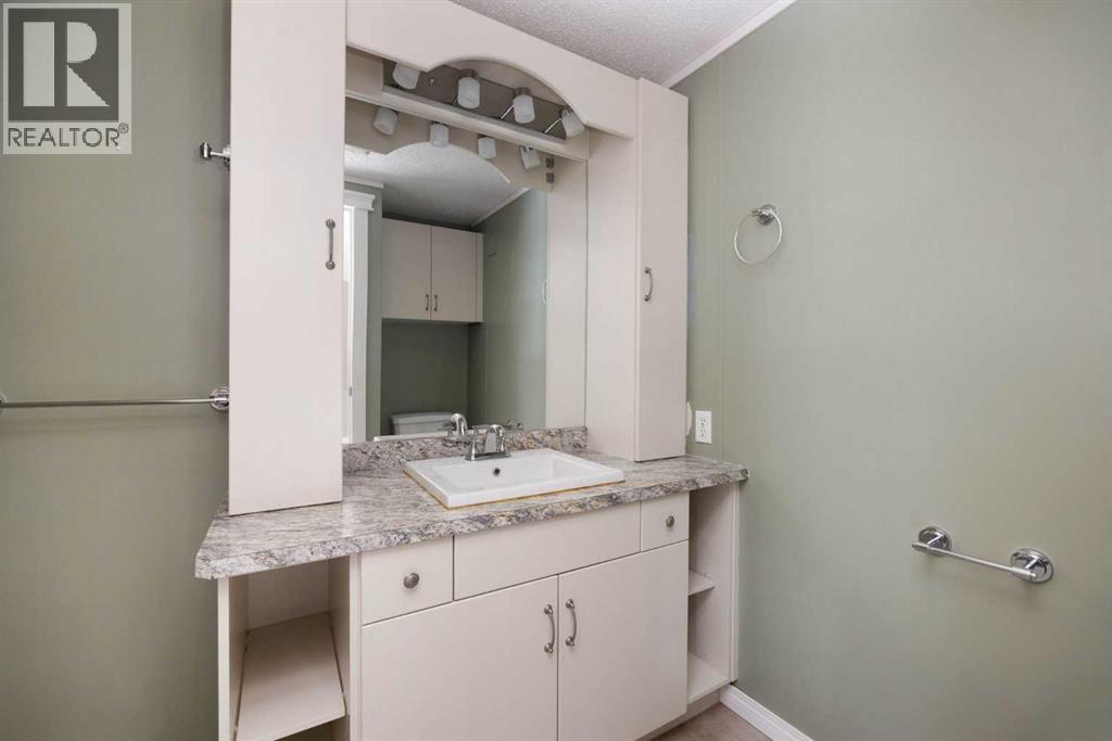 132 Grey Owl Place - 14