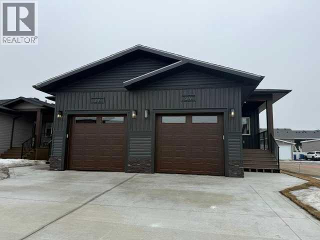 83 Gray Close, Sylvan Lake
